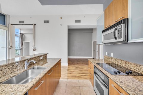 Copropriété à vendre à Miami, Floride: 2 chambres, 92.62 m2 № 1841198 - photo 2