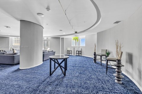 Copropriété à vendre à Miami, Floride: 2 chambres, 92.62 m2 № 1841198 - photo 24