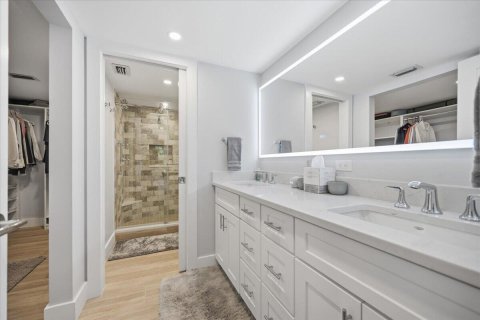 Condo in Jupiter, Florida, 2 bedrooms  № 2399635 - photo 16