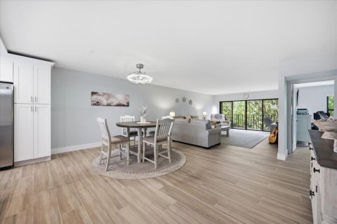 Condo in Jupiter, Florida, 2 bedrooms  № 2399635 - photo 6