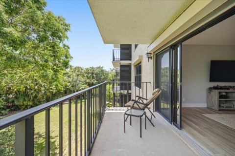Condo in Jupiter, Florida, 2 bedrooms  № 2399635 - photo 23