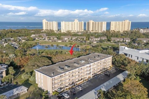 Condo in Jupiter, Florida, 2 bedrooms  № 2399635 - photo 24