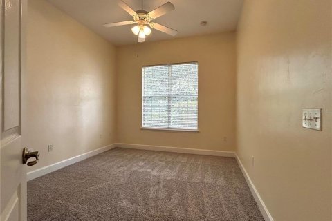 House in Newberry, Florida 3 bedrooms, 186.36 sq.m. № 2280160 - photo 10