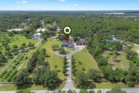 House in Sanford, Florida 4 bedrooms, 371.14 sq.m. № 1870884 - photo 9