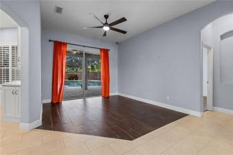 House in Ocoee, Florida 5 bedrooms, 252.04 sq.m. № 1870315 - photo 16