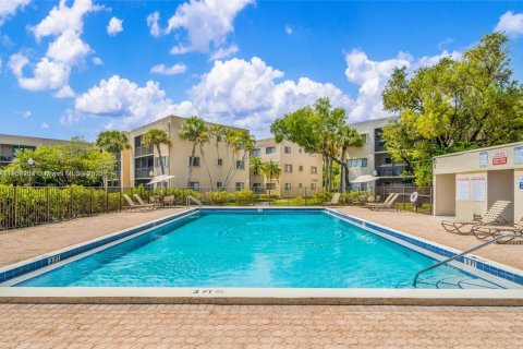 Copropriété à vendre à Miami, Floride: 2 chambres, 89.65 m2 № 1954634 - photo 26