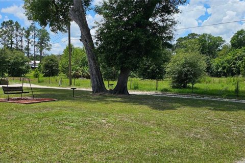House in DeLand, Florida 3 bedrooms, 122.26 sq.m. № 1784736 - photo 2