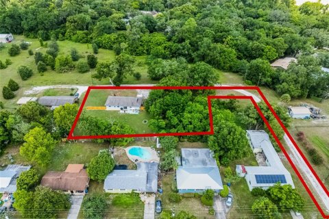 House in DeLand, Florida 3 bedrooms, 122.26 sq.m. № 1784736 - photo 27