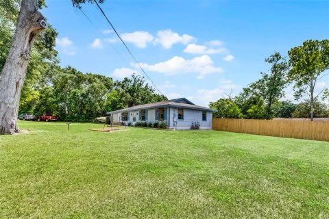 House in DeLand, Florida 3 bedrooms, 122.26 sq.m. № 1784736 - photo 19