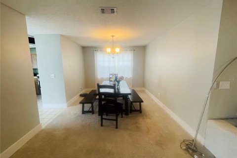 House in Orlando, Florida 3 bedrooms, 159.88 sq.m. № 1877007 - photo 7