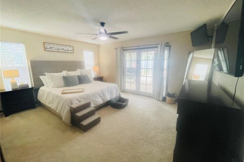 House in Orlando, Florida 3 bedrooms, 159.88 sq.m. № 1877007 - photo 16