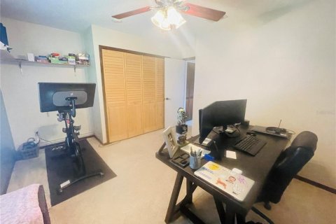 House in Orlando, Florida 3 bedrooms, 159.88 sq.m. № 1877007 - photo 12