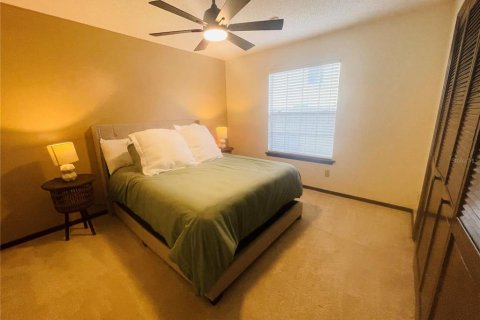 House in Orlando, Florida 3 bedrooms, 159.88 sq.m. № 1877007 - photo 11