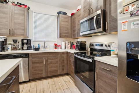Купить таунхаус в Хомстед, Флорида 4 спальни, 127.65м2, № 1834294 - фото 8