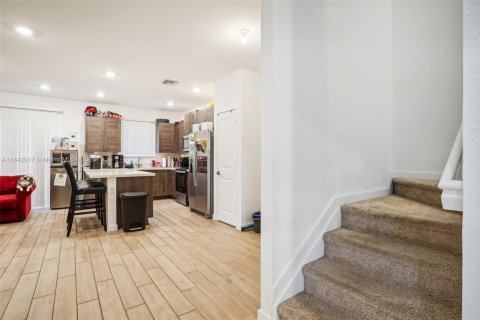 Купить таунхаус в Хомстед, Флорида 4 спальни, 127.65м2, № 1834294 - фото 25