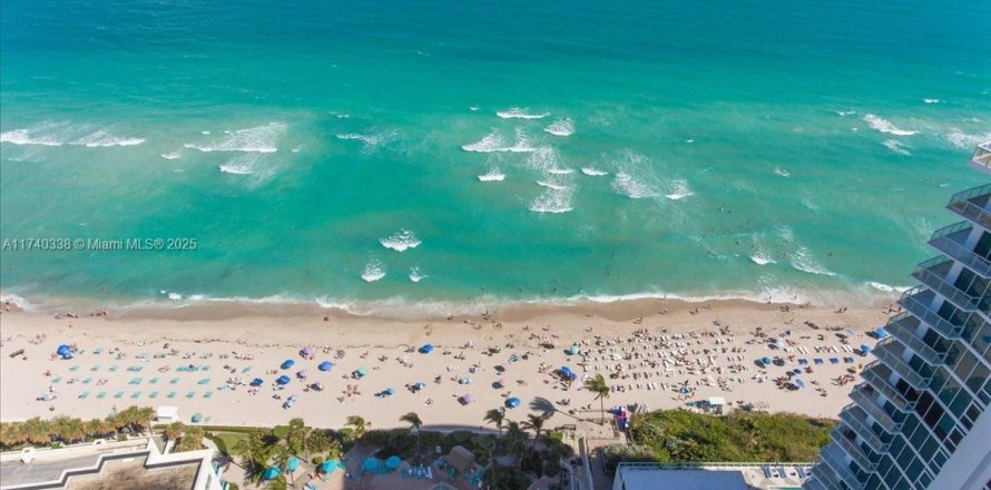 Condo in Hollywood, Florida, 1 bedroom  № 1859666