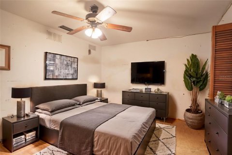 Propiedad comercial en venta en Davenport, Florida, 743.22 m2 № 980138 - foto 13