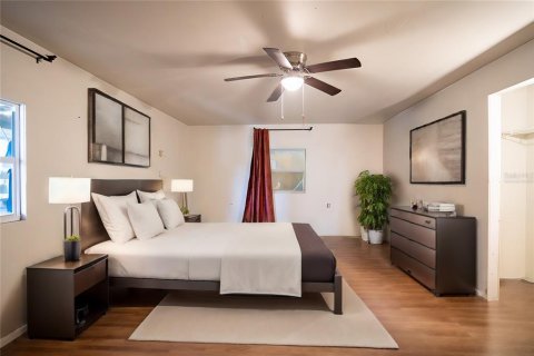 Propiedad comercial en venta en Davenport, Florida, 743.22 m2 № 980138 - foto 6