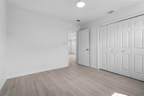 Casa en venta en Sarasota, Florida, 3 dormitorios, 140.84 m2 № 2383681 - foto 28