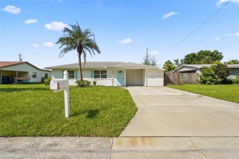 Casa en Sarasota, Florida 3 dormitorios, 140.84 m2 № 2383681