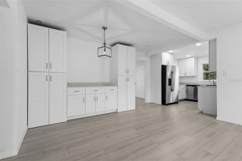 Casa en venta en Sarasota, Florida, 3 dormitorios, 140.84 m2 № 2383681 - foto 13