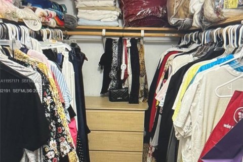 Купить кондоминиум в Майами, Флорида 1 спальня, 58.53м2, № 2024020 - фото 11