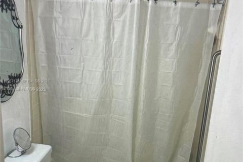 Купить кондоминиум в Майами, Флорида 1 спальня, 58.53м2, № 2024020 - фото 10