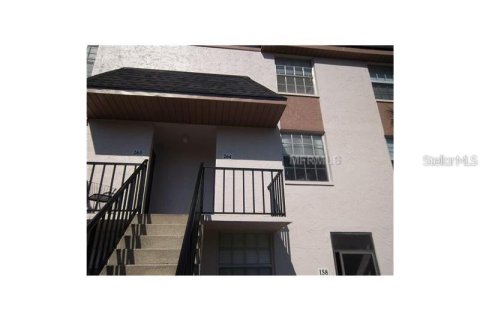 Apartment in Brandon, Florida 2 bedrooms, 100.33 sq.m. № 1876876 - photo 1