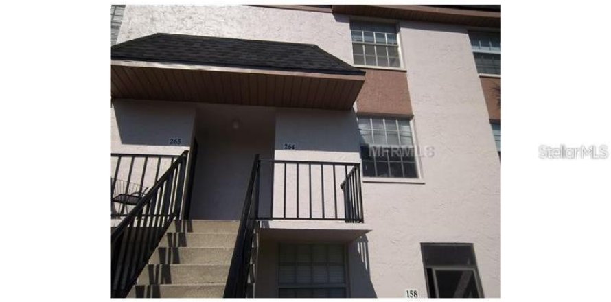 Appartement à Brandon, Floride 2 chambres, 100.33 m2 № 1876876