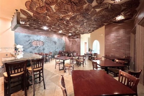 Commercial property in Coral Gables, Florida № 1881556 - photo 27