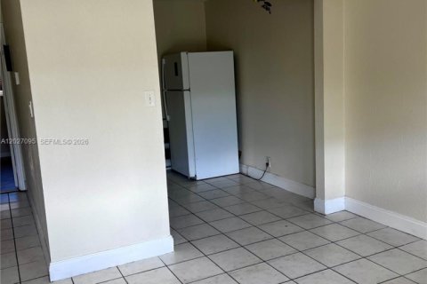 Apartamento en alquiler en Dania Beach, Florida, 2 dormitorios, 217.02 m2 № 2169960 - foto 6