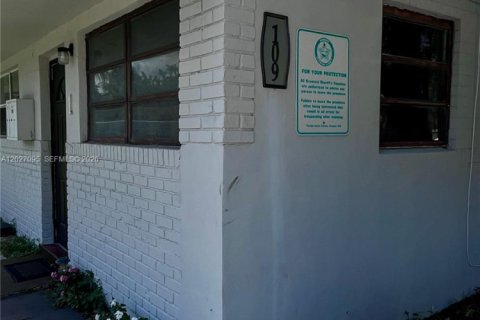 Apartamento en Dania Beach, Florida 2 dormitorios, 217.02 m2 № 2169960