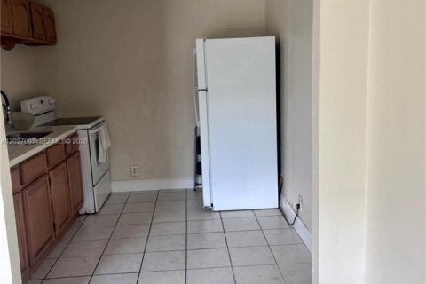 Apartamento en alquiler en Dania Beach, Florida, 2 dormitorios, 217.02 m2 № 2169960 - foto 7