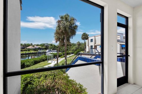 Condominio en venta en Longboat Key, Florida, 2 dormitorios, 147.71 m2 № 2330383 - foto 13