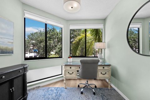 Condominio en venta en Longboat Key, Florida, 2 dormitorios, 147.71 m2 № 2330383 - foto 6