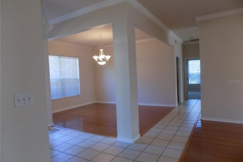 House in Gainesville, Florida 3 bedrooms, 167.5 sq.m. № 2231727 - photo 12