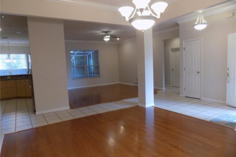 House in Gainesville, Florida 3 bedrooms, 167.5 sq.m. № 2231727 - photo 10