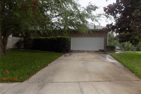 House in Gainesville, Florida 3 bedrooms, 167.5 sq.m. № 2231727 - photo 4