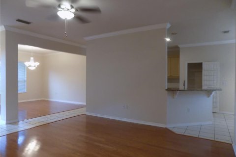 House in Gainesville, Florida 3 bedrooms, 167.5 sq.m. № 2231727 - photo 17