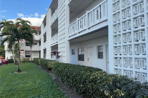 Copropriété à vendre à Lauderhill, Floride: 1 chambre, 67.82 m2 № 1971948 - photo 20