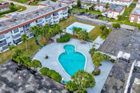 Copropriété à vendre à Lauderhill, Floride: 1 chambre, 67.82 m2 № 1971948 - photo 18