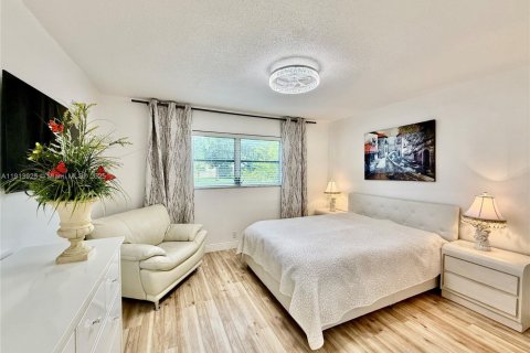 Copropriété à vendre à Lauderhill, Floride: 1 chambre, 67.82 m2 № 1971948 - photo 1