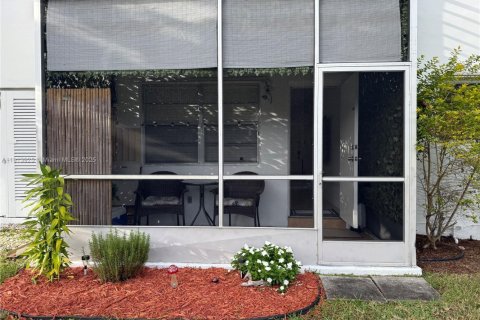 Copropriété à vendre à Lauderhill, Floride: 1 chambre, 67.82 m2 № 1971948 - photo 16