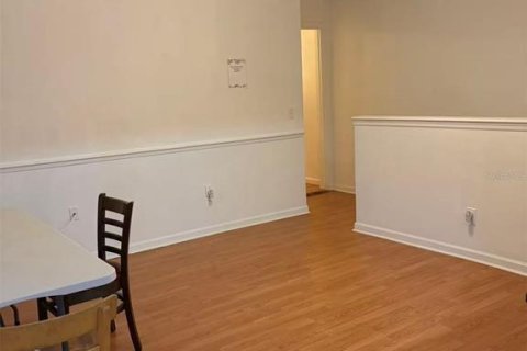 Townhouse in Orlando, Florida 4 bedrooms, 114.64 sq.m. № 2232990 - photo 2