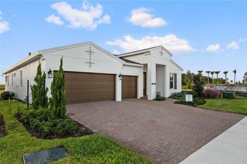 House in Tavares, Florida 3 bedrooms, 231.33 sq.m. № 2200741 - photo 24