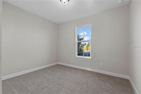 House in Tavares, Florida 3 bedrooms, 231.33 sq.m. № 2200741 - photo 14