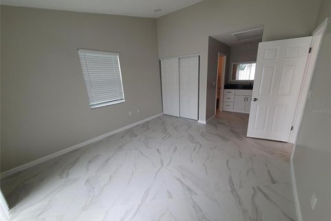 Villa ou maison à louer à Palm Harbor, Floride: 2 chambres, 92.9 m2 № 1911878 - photo 7