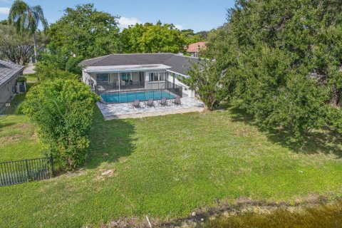 Villa ou maison à vendre à Coral Springs, Floride: 5 chambres, 215.53 m2 № 2186551 - photo 16