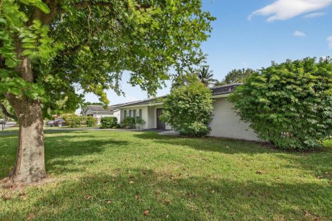 Villa ou maison à vendre à Coral Springs, Floride: 5 chambres, 215.53 m2 № 2186551 - photo 6