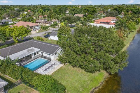 Villa ou maison à vendre à Coral Springs, Floride: 5 chambres, 215.53 m2 № 2186551 - photo 11